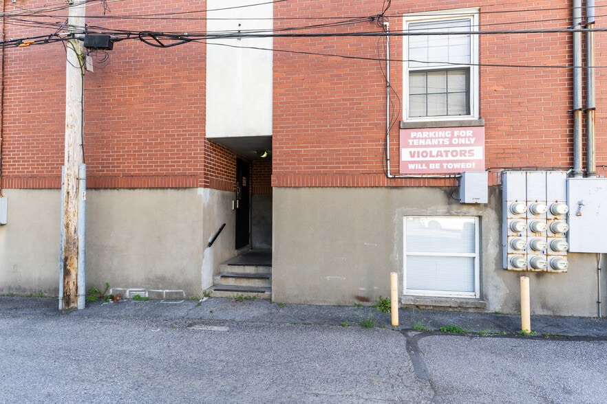 1743 Culbertson Ave, New Albany, IN for sale - Building Photo - Image 3 of 24