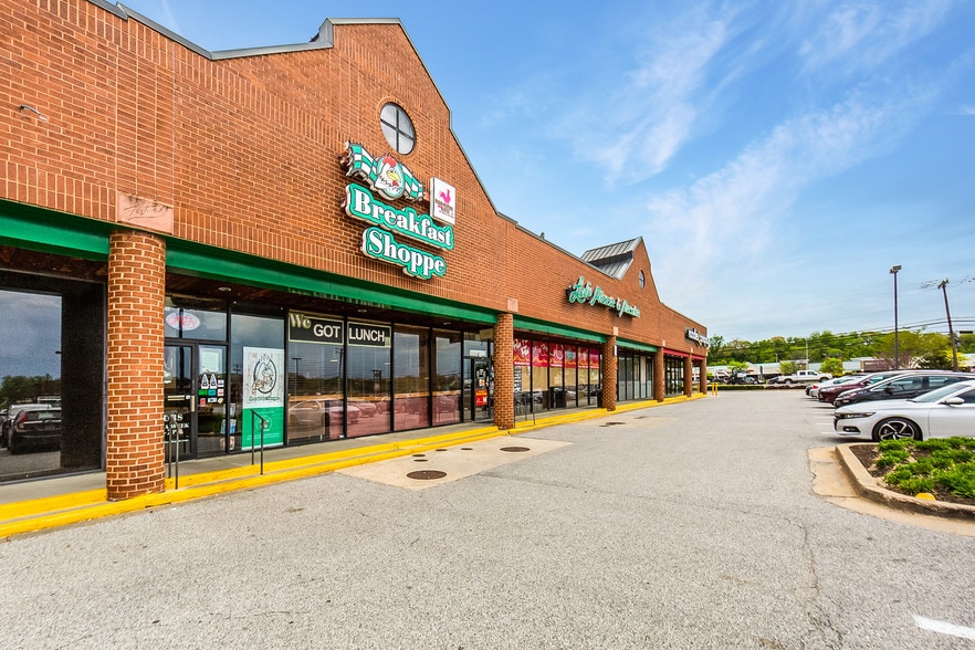 550-582 Ritchie Hwy, Severna Park, MD for lease - Building Photo - Image 2 of 8