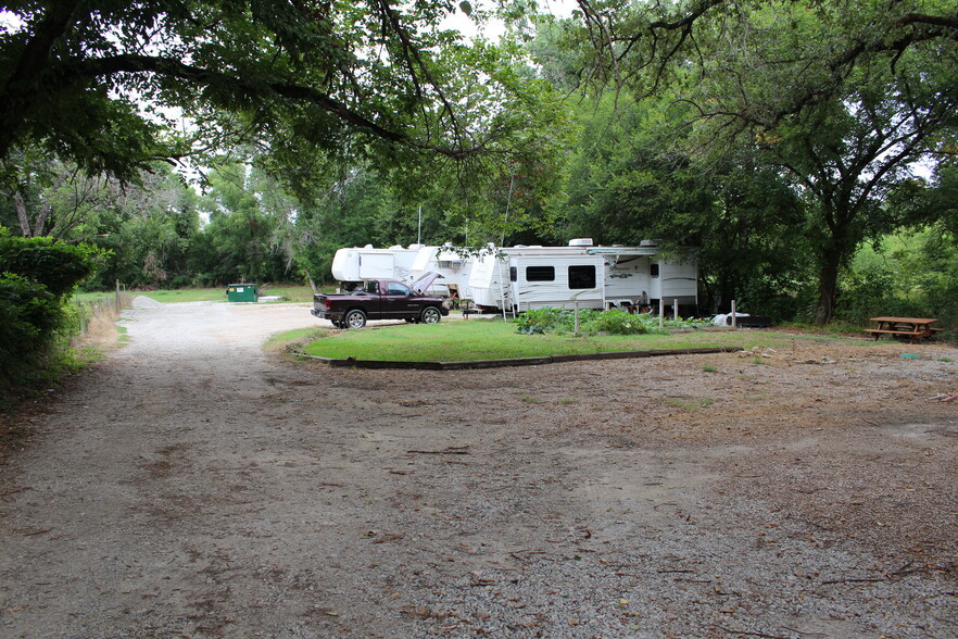 9330 Ten Mile Bridge Rd, Fort Worth, TX for sale - Building Photo - Image 2 of 12