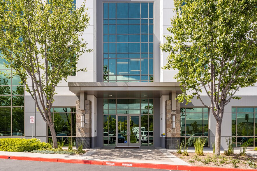 30212 Tomas, Rancho Santa Margarita, CA for lease - Building Photo - Image 3 of 10