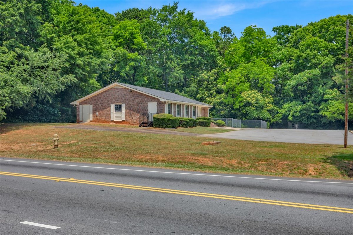 7660 Covington Hwy, Lithonia, GA 30058