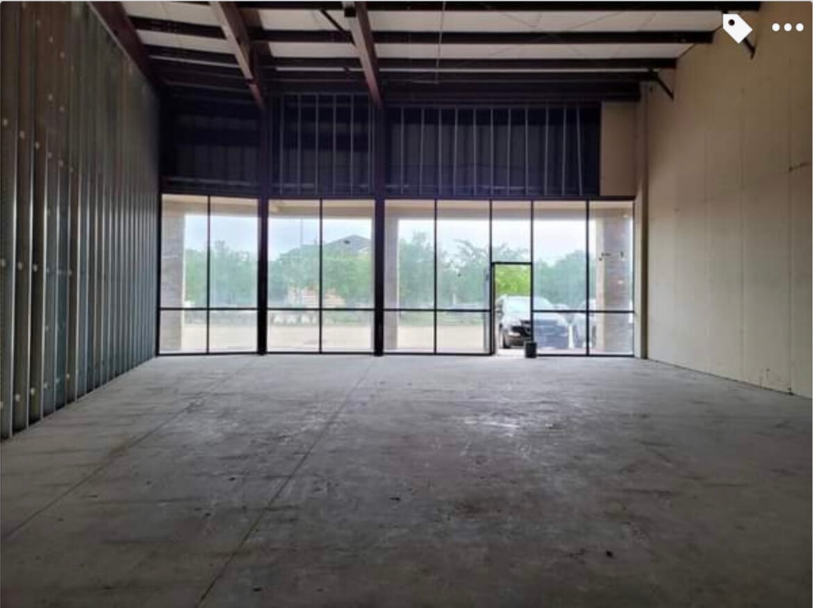 9710 S Kirkwood Rd, Houston, TX for lease Interior Photo- Image 1 of 1