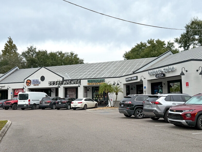 2814 E Bearss Ave, Tampa, FL for lease - Building Photo - Image 1 of 2