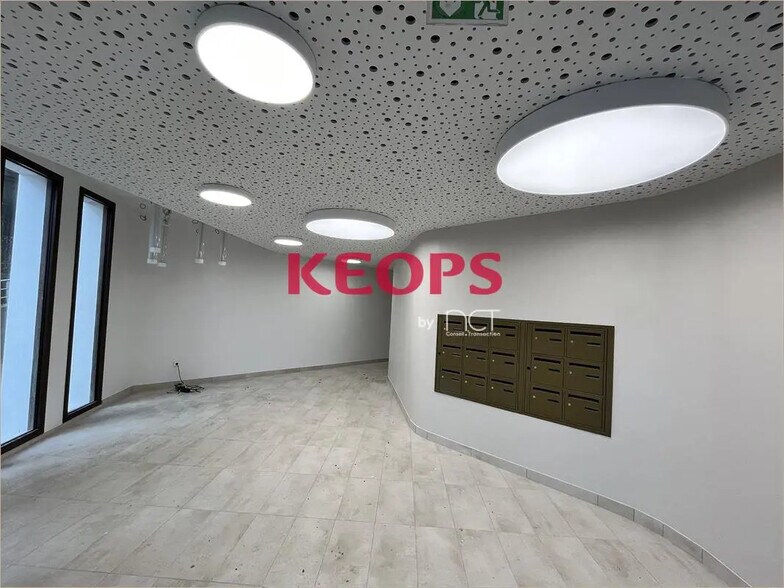 Office in Toulouse for sale - Building Photo - Image 3 of 14