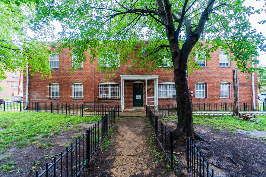 22 Danbury St SW, Washington, DC for sale - Building Photo - Image 1 of 13