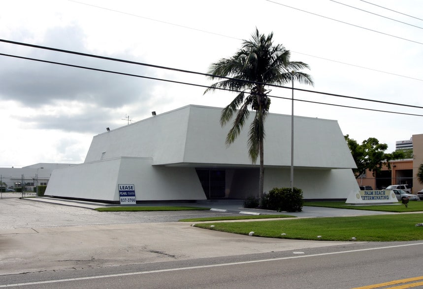 2110 N Florida Mango Rd, West Palm Beach, FL for lease - Primary Photo - Image 3 of 7