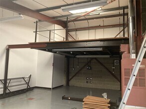 12A-12B Black Moor Rd, Verwood for lease Interior Photo- Image 1 of 1