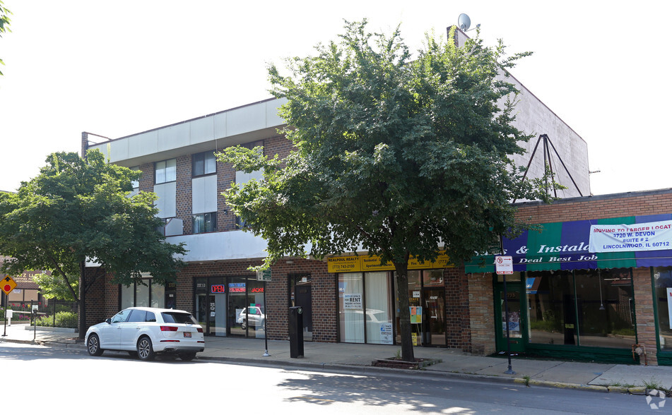 2727-2731 W Touhy Ave, Chicago, IL for sale - Building Photo - Image 1 of 3