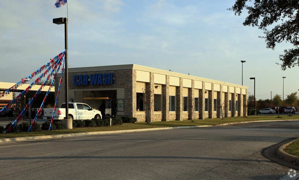 5964 Fairmont Pky, Pasadena, TX for sale - Primary Photo - Image 1 of 3