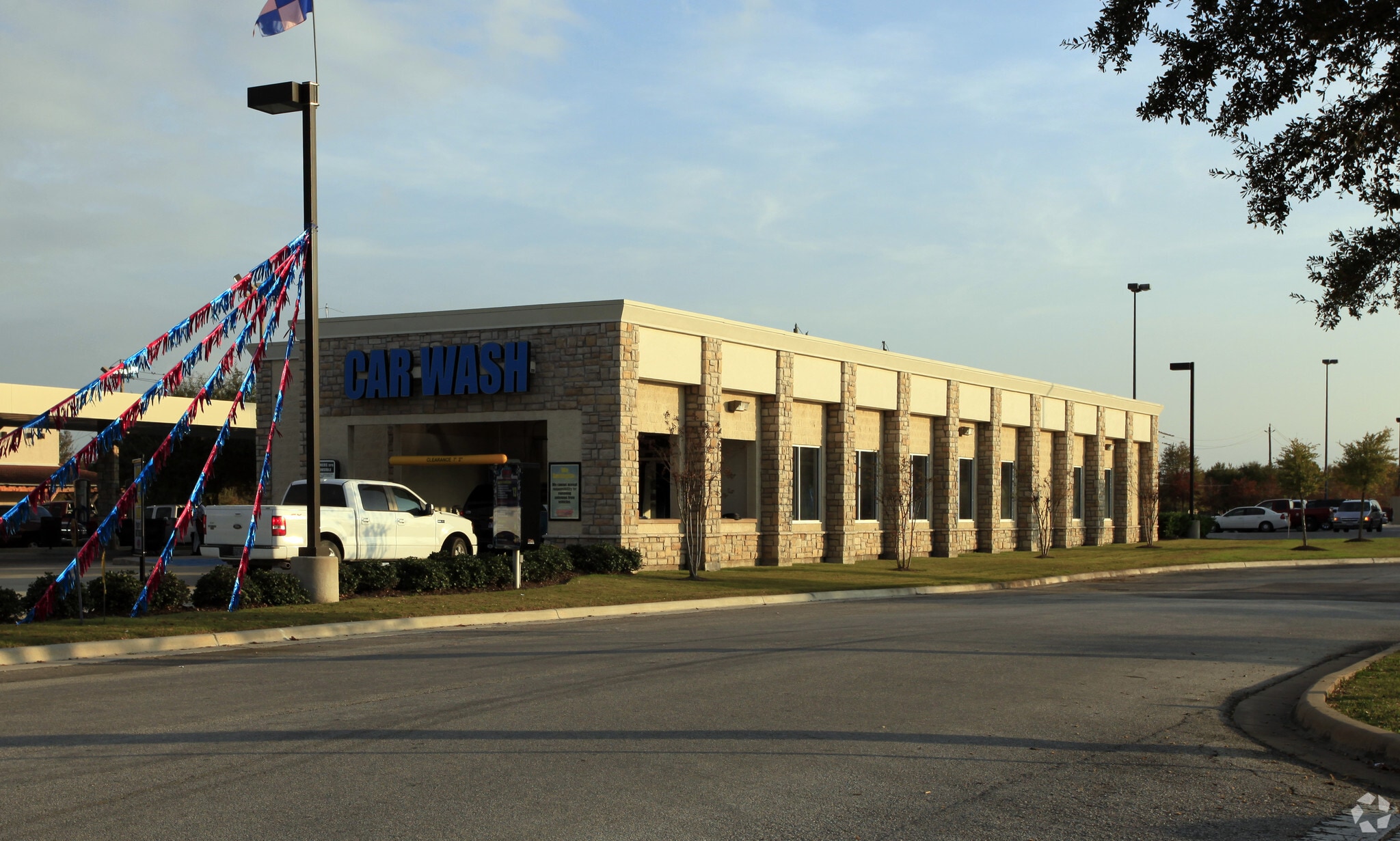 5964 Fairmont Pky, Pasadena, TX for sale Primary Photo- Image 1 of 4