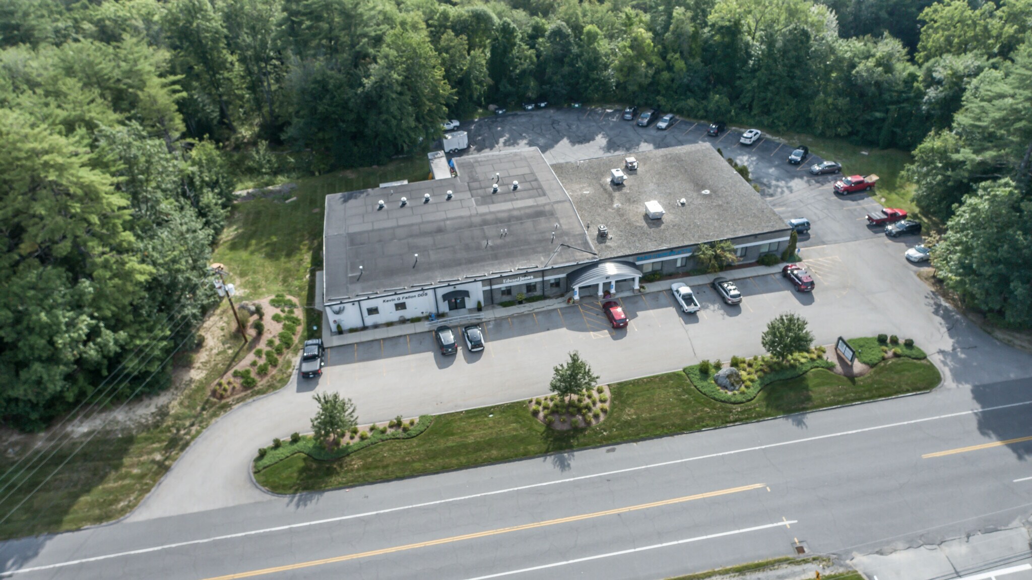 91 Hancock Rd, Peterborough, NH 03458