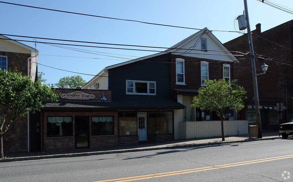 39 Wall St, Oxford, NJ for sale - Primary Photo - Image 1 of 1