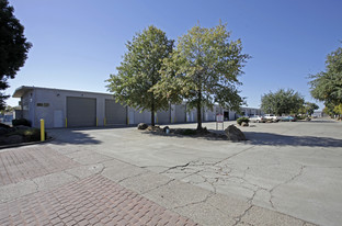 7245 32nd St, North Highlands CA - Warehouse