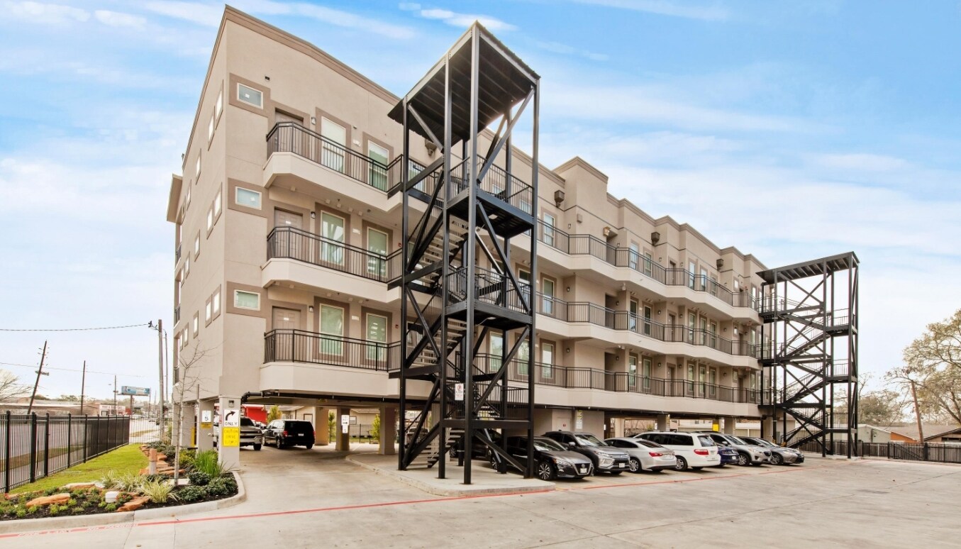 701 N Frazier St, Conroe, TX for sale Other- Image 1 of 1