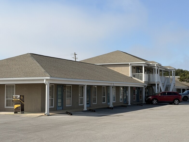 1234 Airport Rd, Destin, FL for lease - Building Photo - Image 3 of 5