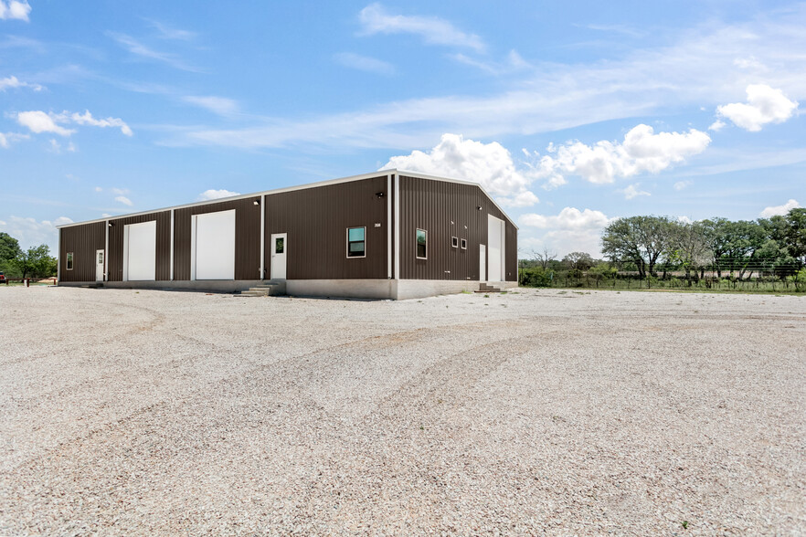 3508 W US Highway 290, Fredericksburg, TX for lease - Building Photo - Image 2 of 9