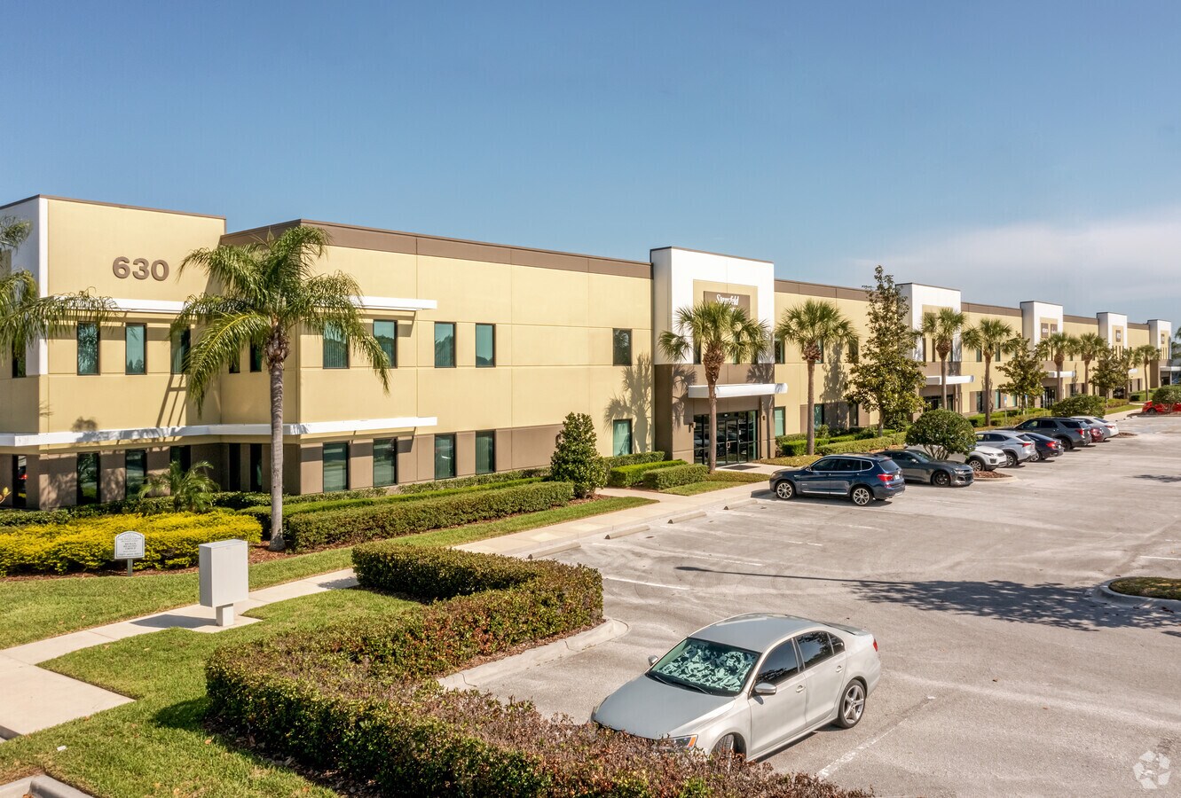 630 Brooker Creek Blvd, Oldsmar, FL 34677