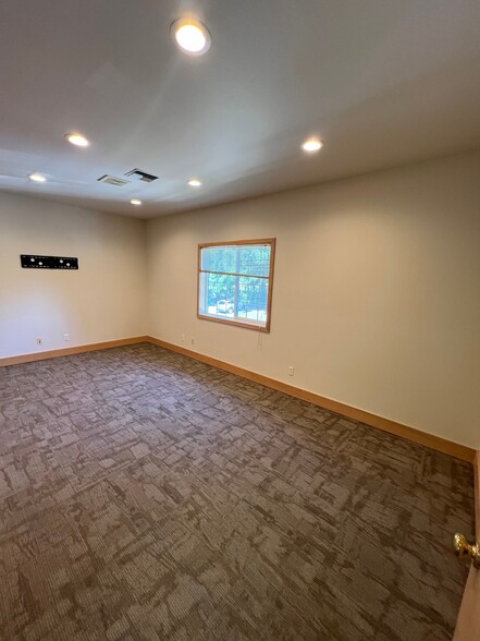 4117 S Meridian St, Puyallup, WA for lease - Interior Photo - Image 3 of 18