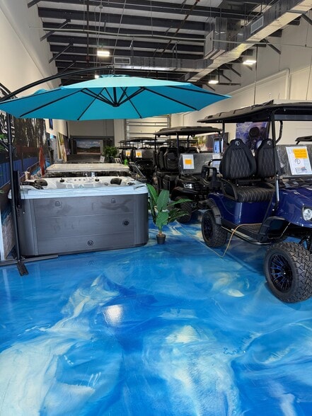 16360 Innovation Ln, Fort Myers, FL for lease - Interior Photo - Image 3 of 17