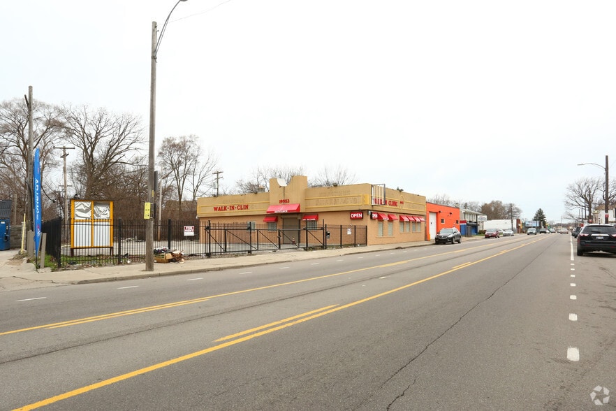 19953 Conant St, Detroit, MI for sale - Building Photo - Image 3 of 39