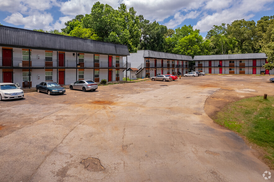 429 Johnson St, Longview, TX for sale - Building Photo - Image 3 of 31