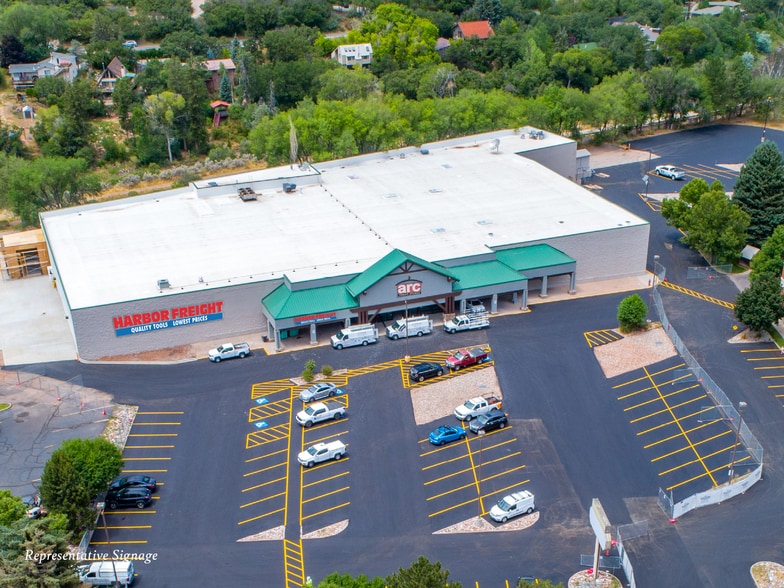 2001 Grand Ave, Glenwood Springs, CO for sale - Building Photo - Image 1 of 3