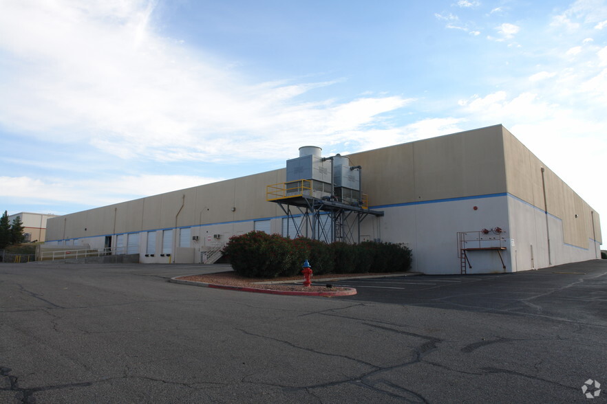 11560 Rojas Dr, El Paso, TX for lease - Building Photo - Image 3 of 6