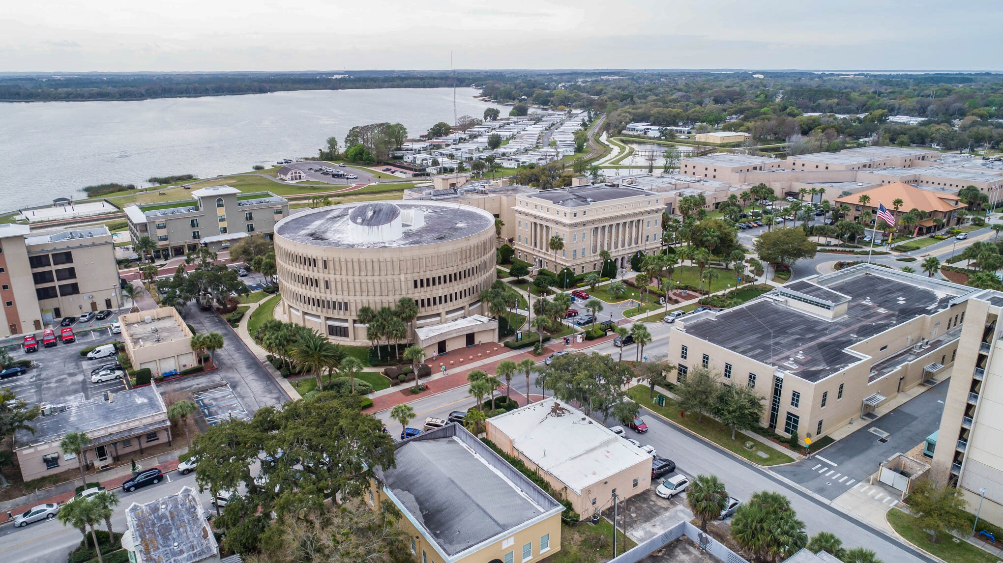 220 W Main St, Tavares, FL 32778 Office for Lease