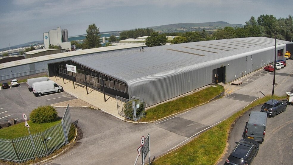 Farringdon Rd, Burnley for lease - Building Photo - Image 2 of 6