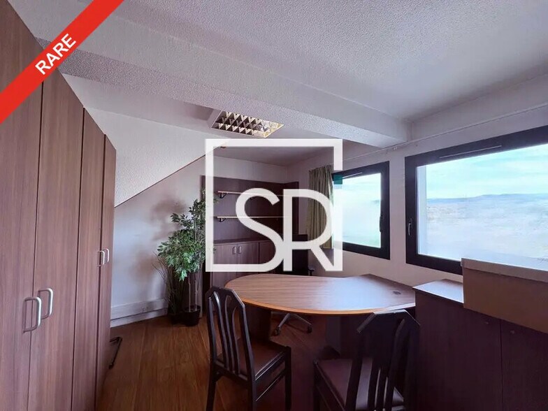 Office in Aubière for lease - Building Photo - Image 2 of 22