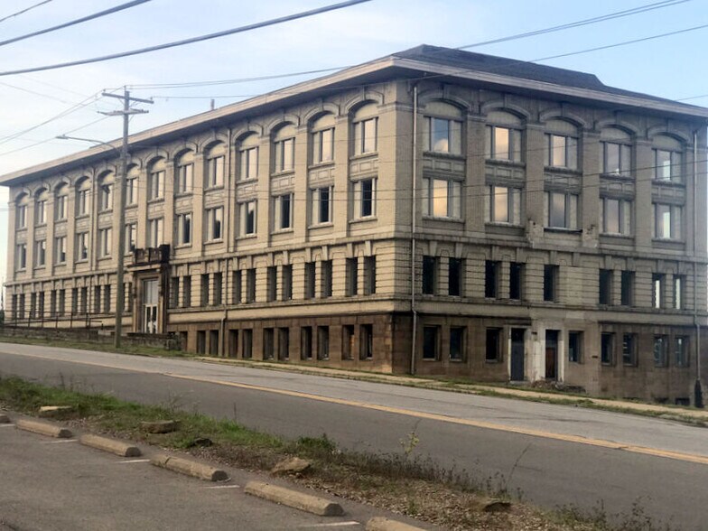 651 Hansen Ave, Butler, PA 16001 - Pullman-Standard | LoopNet.com