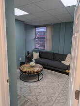 53 N Park Ave, Rockville Centre, NY for lease Interior Photo- Image 2 of 17