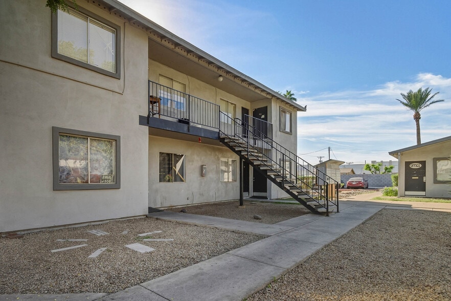 2602 W Glenrosa Ave, Phoenix, AZ for sale - Building Photo - Image 3 of 8