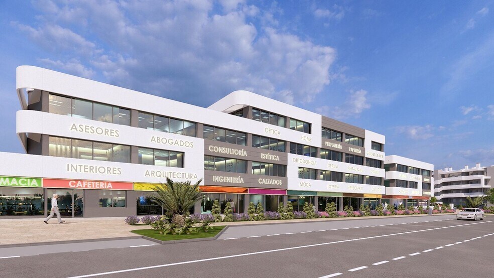 Retail in Torrevieja for sale - Building Photo - Image 1 of 4