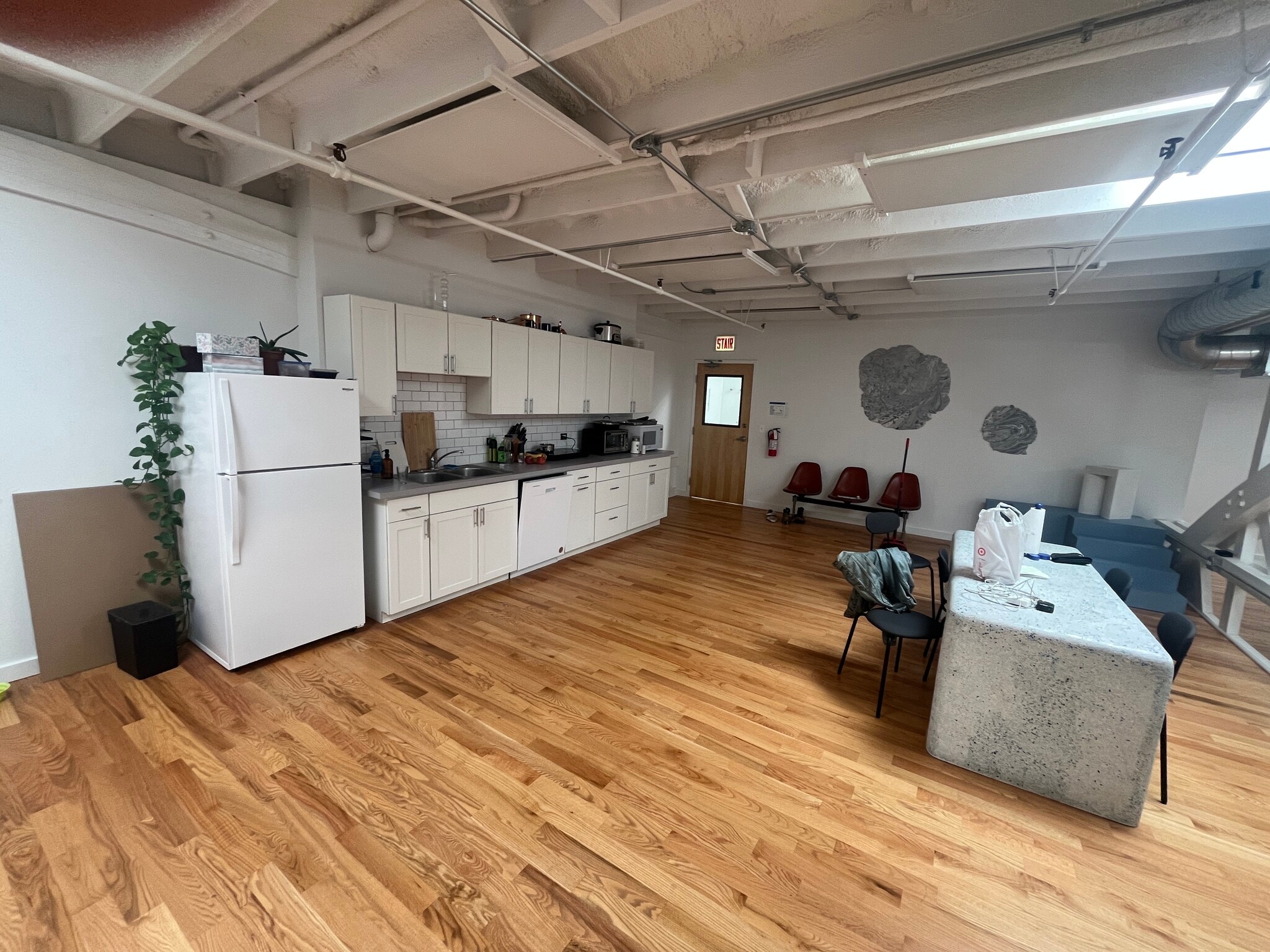 4900 N Elston Ave, Chicago, IL for lease Interior Photo- Image 1 of 9