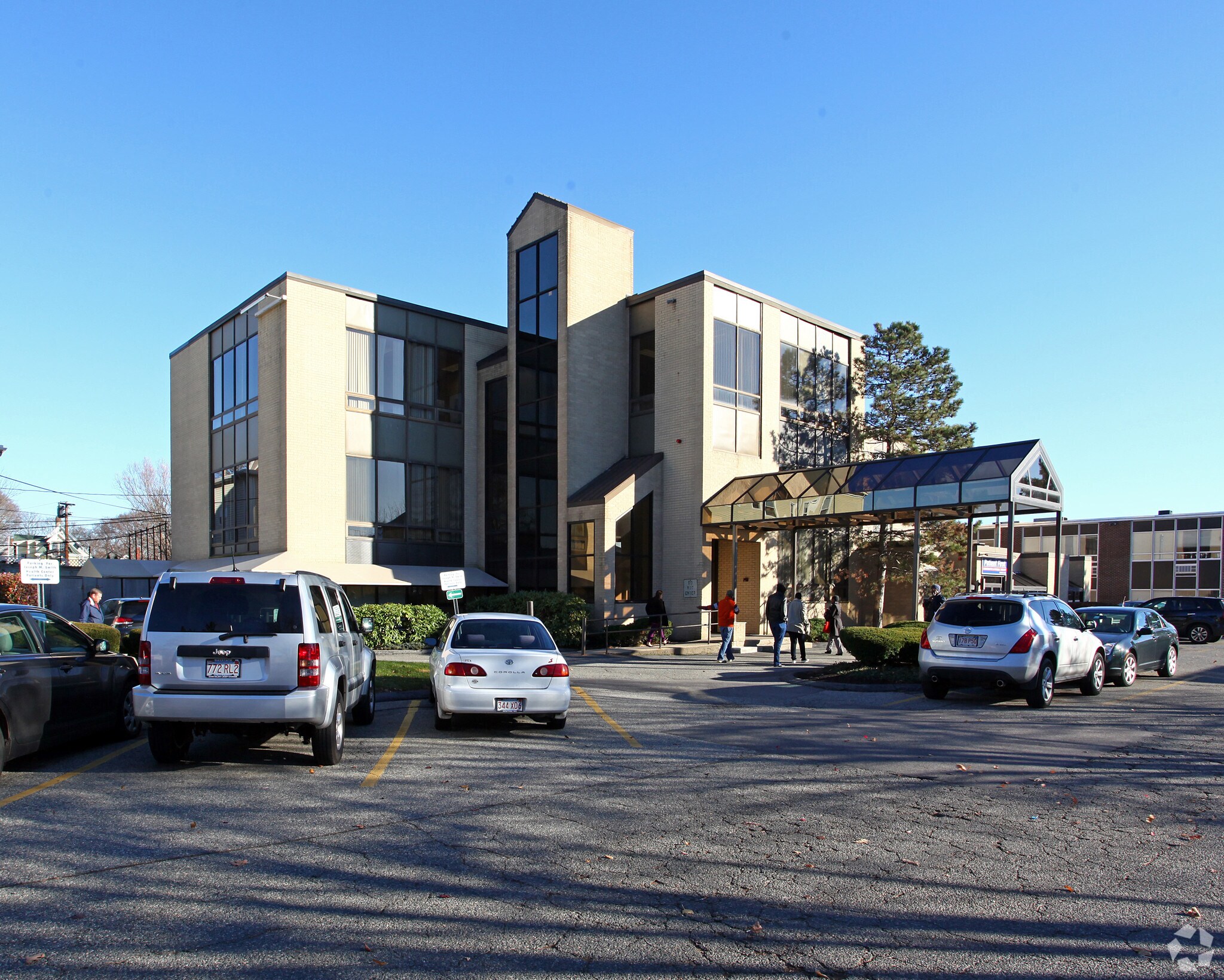 564 Main St, Waltham, MA 02452 Office for Lease