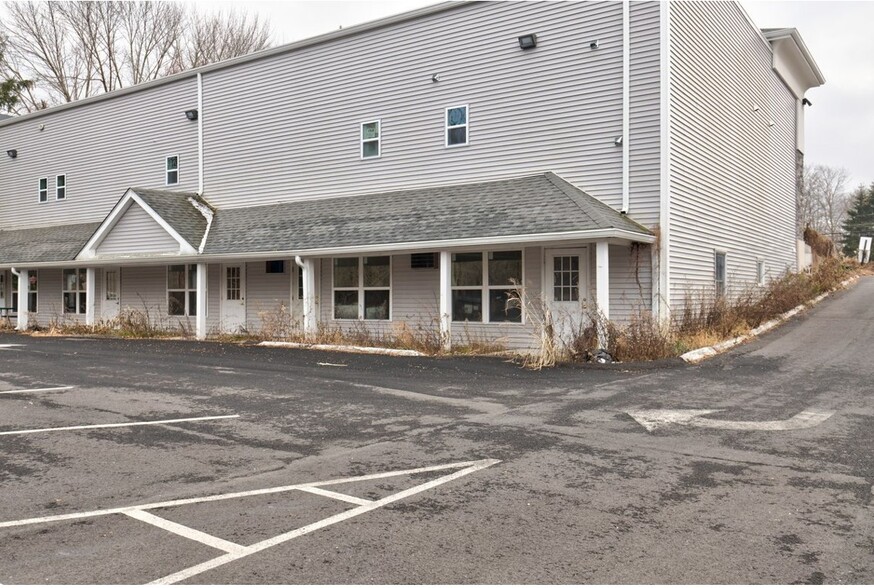 3480 Main St, Coventry, CT for sale - Primary Photo - Image 1 of 3