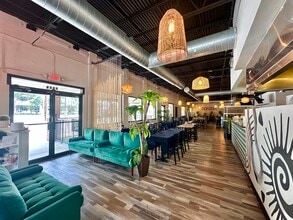 3420-3440 N St Marys St, San Antonio, TX for lease Interior Photo- Image 2 of 9
