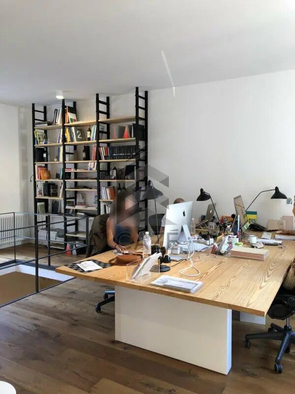 Office in Bordeaux for lease Interior Photo- Image 1 of 9