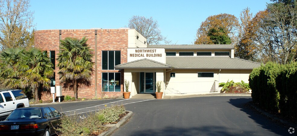 605 Welch St, Silverton, OR for sale - Primary Photo - Image 1 of 1
