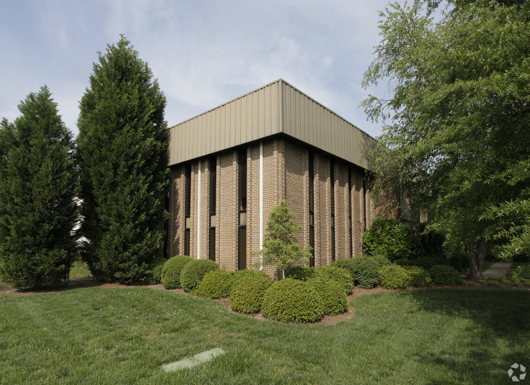 1062 S Batesville Rd, Greer, SC for sale Primary Photo- Image 1 of 1