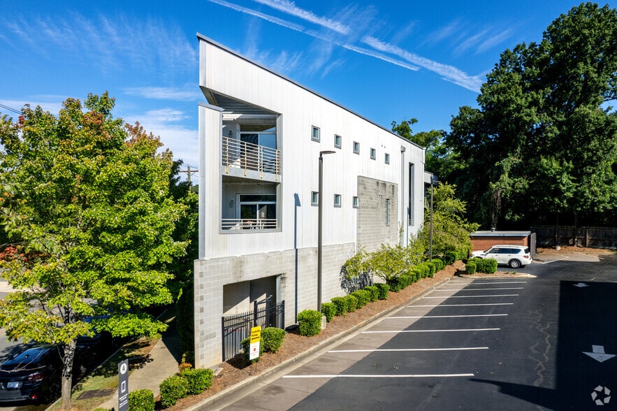 1600 Fulton Ave, Charlotte, NC for sale - Primary Photo - Image 1 of 6