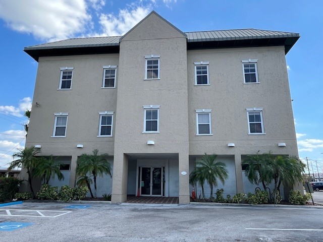 2109 E Palm Ave, Tampa, FL for lease Building Photo- Image 1 of 38