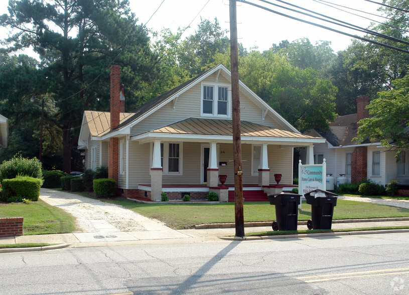 216 Beaman St, Clinton, NC for sale - Building Photo - Image 3 of 28