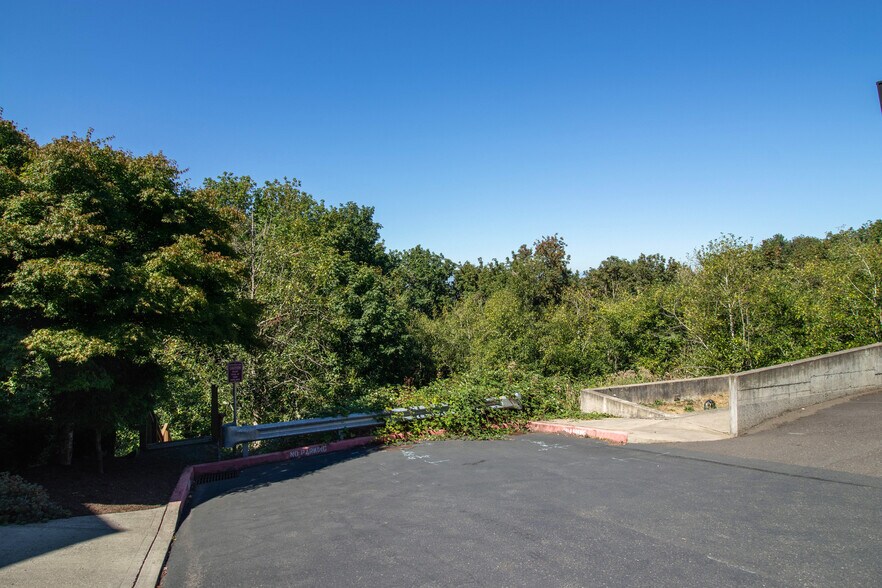 8049 NW Prominence Ct, Portland, OR for sale - Aerial - Image 2 of 17