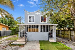 1236 NW 28th St, Miami FL - Fourplex or Quadplex