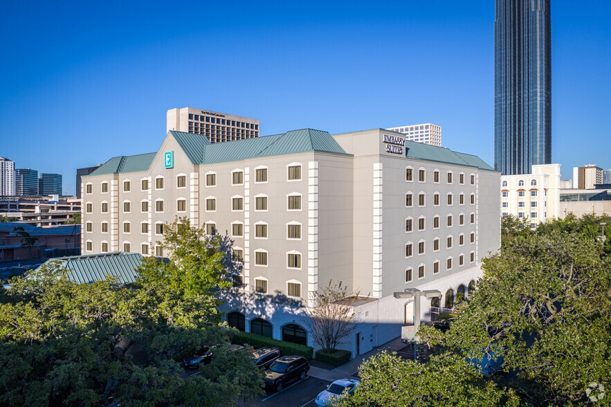 2911 Sage Rd, Houston, TX for sale - Building Photo - Image 2 of 3