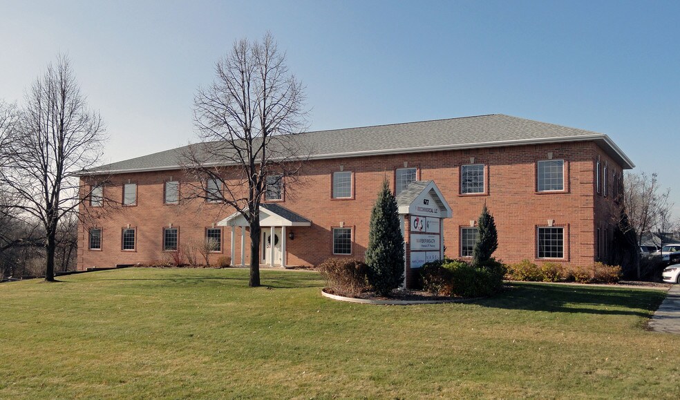 677 Baeten Rd, Green Bay, WI for sale - Primary Photo - Image 1 of 1