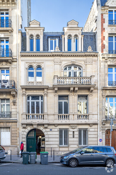 51 Rue Ampère, Paris for lease - Primary Photo - Image 1 of 1