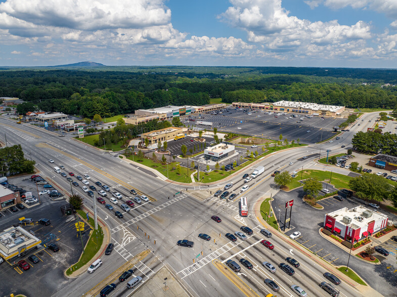 2440-2496 Wesley Chapel Rd, Decatur, GA for lease - Building Photo - Image 1 of 1